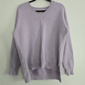 Max Studio Lavender Purple Fuzzy Sweater Size M